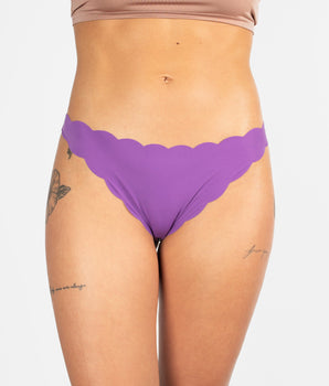 Knotty Seamless Amethyst Thong