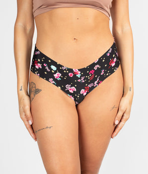 Knotty Seamless Brief Diva
